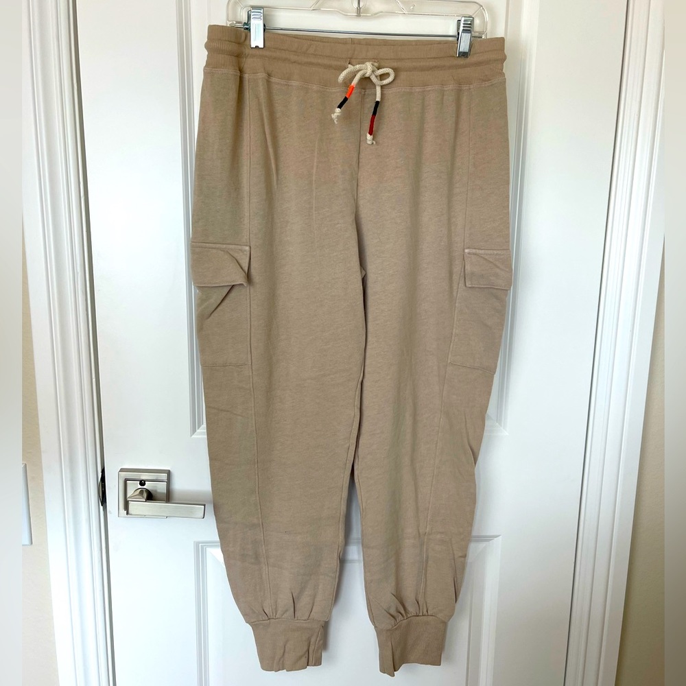 Sundry joggers